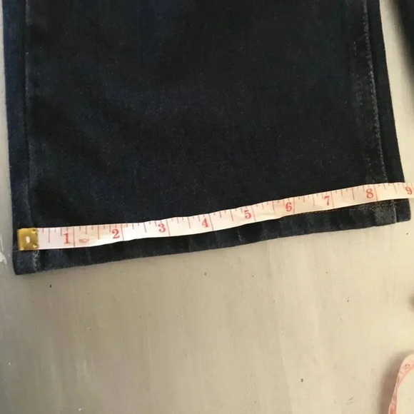 LL Bean Classic Fit Women's Size 16 Blue Denim Jeans Item 275491 - Picture 7 of 12